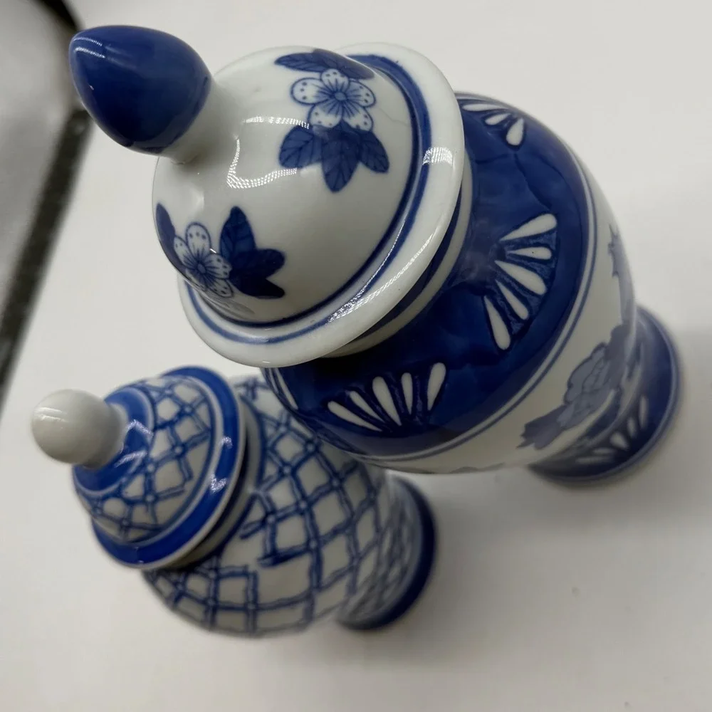 Vintage Blue and White Ceramic Ginger Jars Set of 2 Floral Lattice Chinoiserie
